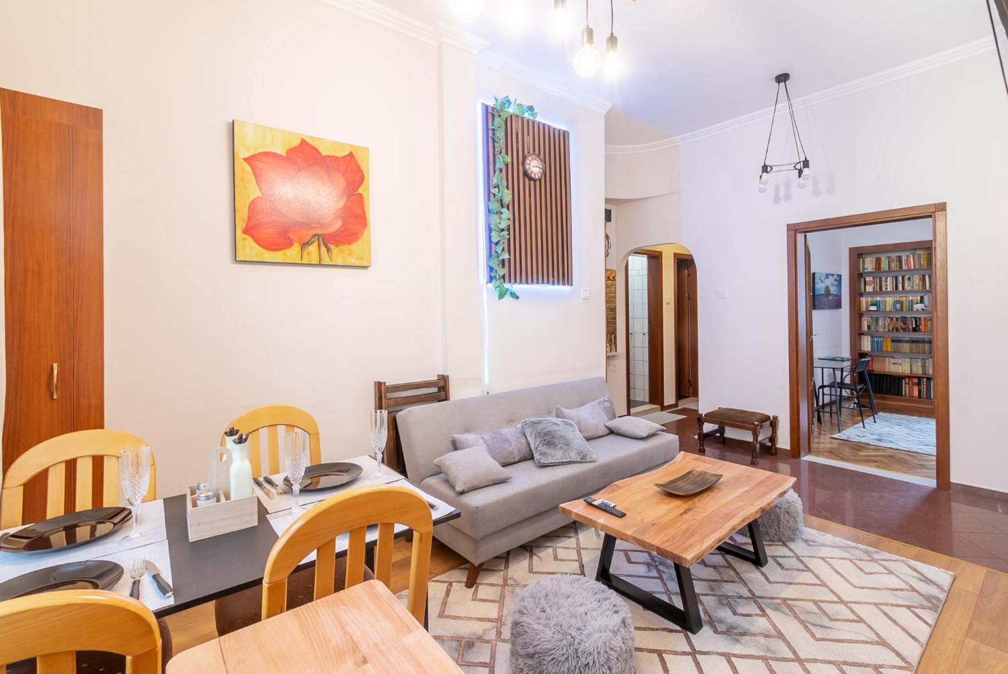 Vintage Home By Ndk And Vitosha Blvd With Free Secured Parking Szófia Kültér fotó